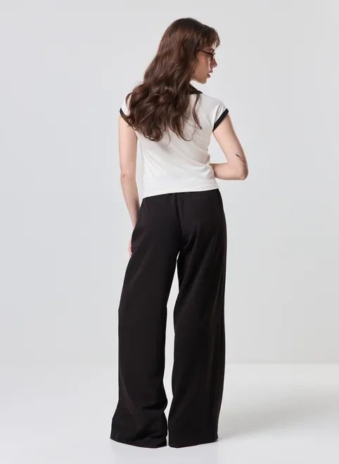 camiseta mc regular silk lettering:pp:off-white camiseta mc regular silk lettering:pp:off-white