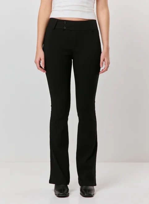 calça flare cintura baixa botões calça flare cintura baixa botões
