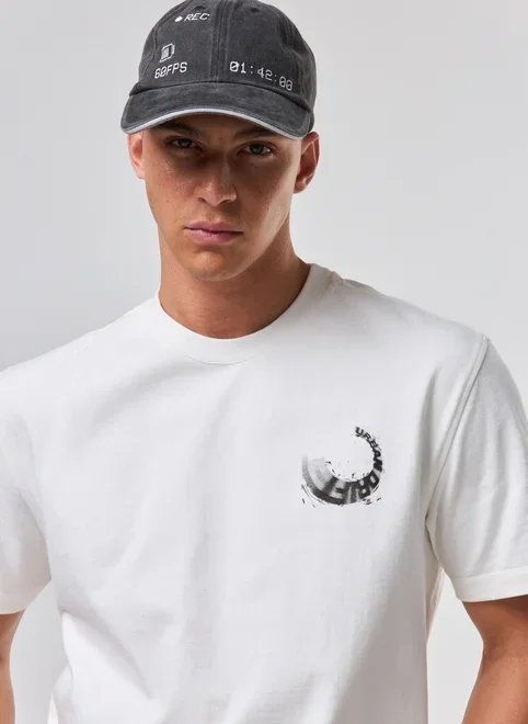 camiseta comfort malhão off-white drift camiseta comfort malhão off-white drift