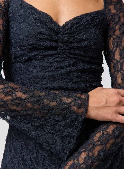 vestido curto manga longa renda preta vestido curto manga longa renda preta