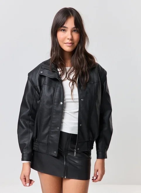 jaqueta poliuretano super oversized jaqueta poliuretano super oversized