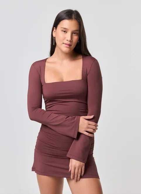 vestido curto manga longa decote quadrado vestido curto manga longa decote quadrado