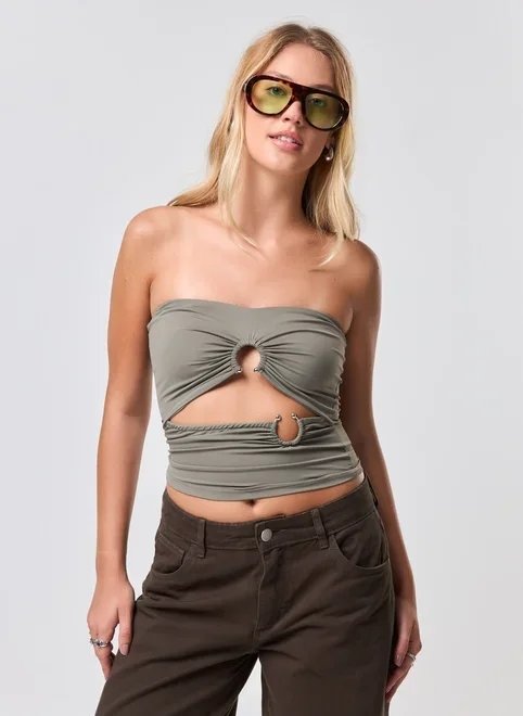 top poliamida recortes argolas top poliamida recortes argolas