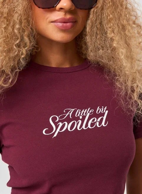 mini tee bordô spoiled mini tee bordô spoiled