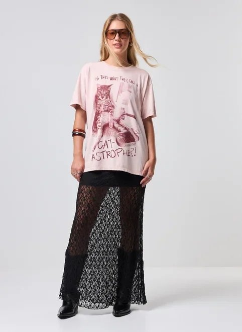 camiseta oversized rosa gato camiseta oversized rosa gato