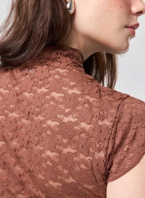 body renda marrom gola alta body renda marrom gola alta