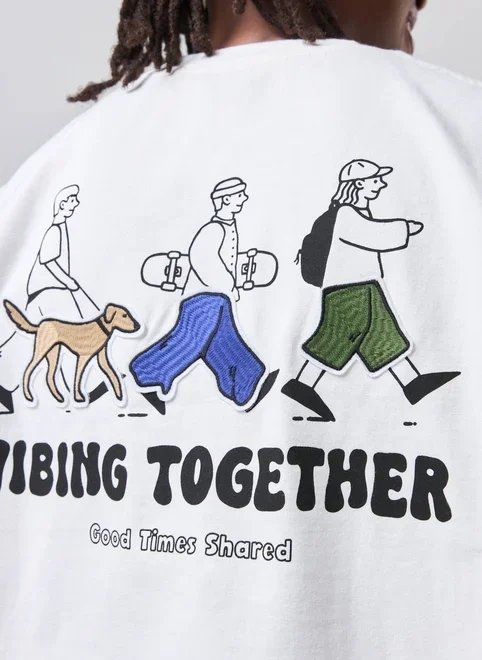 camiseta box malhão off‑white bordado camiseta box malhão off‑white bordado