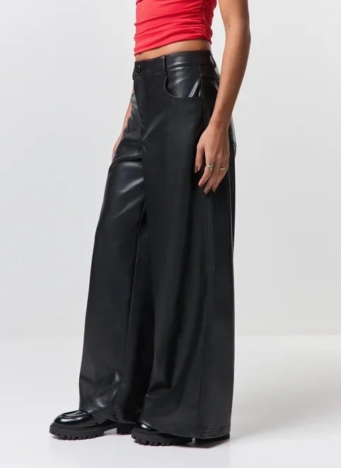 calça oversized poliuretano calça oversized poliuretano