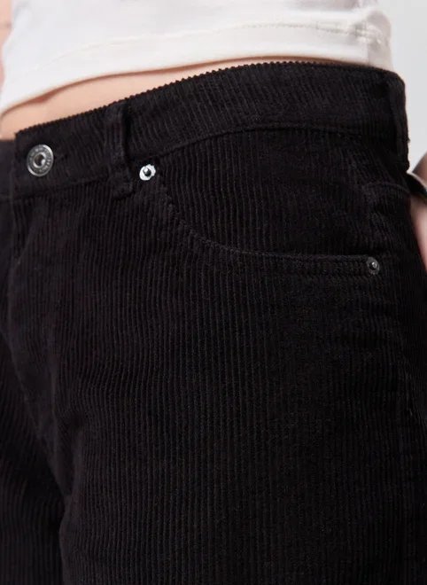 calça wide leg cintura baixa cotelê calça wide leg cintura baixa cotelê