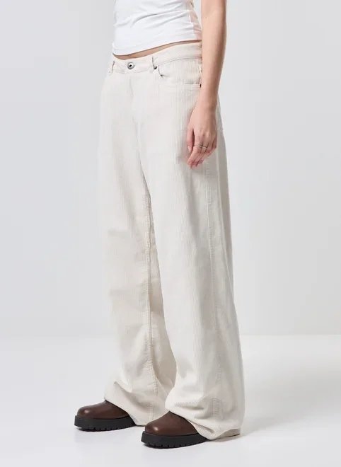 calça wide leg cintura baixa cotelê calça wide leg cintura baixa cotelê