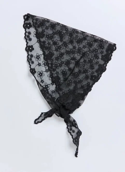 lenço triangular renda preta lenço triangular renda preta