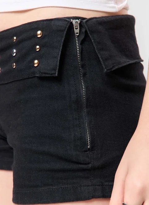 micro short cintura baixa tachinhas micro short cintura baixa tachinhas