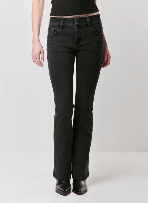 calça jeans bootcut cintura baixa calça jeans bootcut cintura baixa