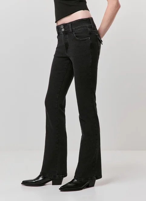 calça jeans bootcut cintura baixa calça jeans bootcut cintura baixa