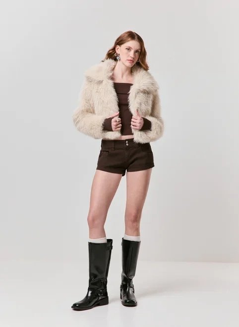 micro short em sarja cotelê marrom micro short em sarja cotelê marrom