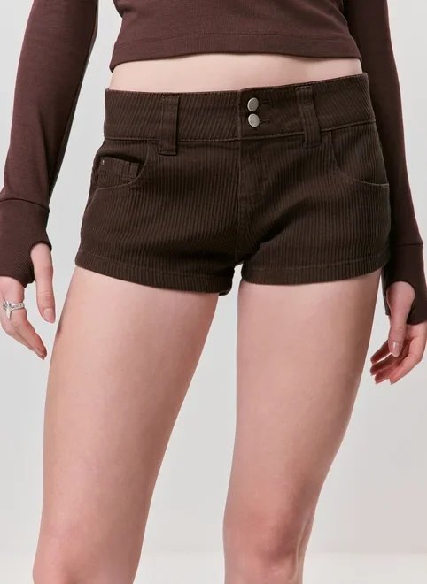 micro short em sarja cotelê marrom micro short em sarja cotelê marrom