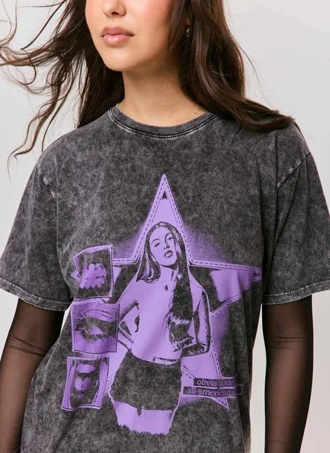 camiseta oversized olivia rodrigo camiseta oversized olivia rodrigo
