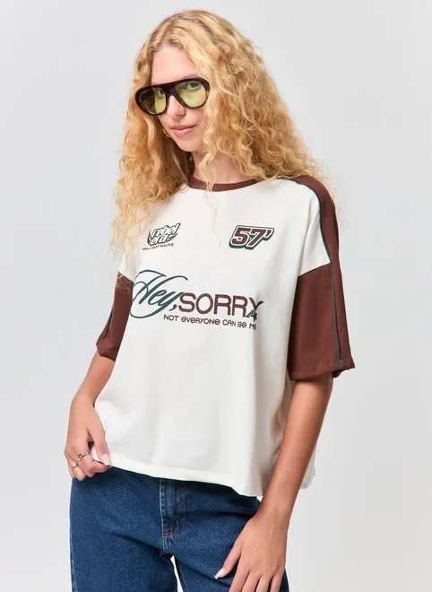 camiseta esportiva manga curta camiseta esportiva manga curta