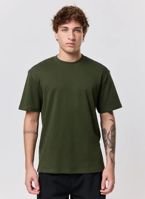 camiseta comfort básica camiseta comfort básica