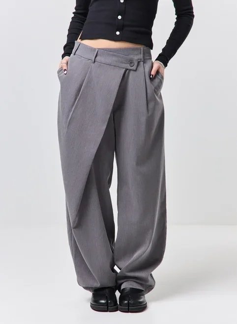 calça alfaiataria cós deslocado calça alfaiataria cós deslocado