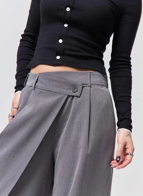 calça alfaiataria cós deslocado calça alfaiataria cós deslocado