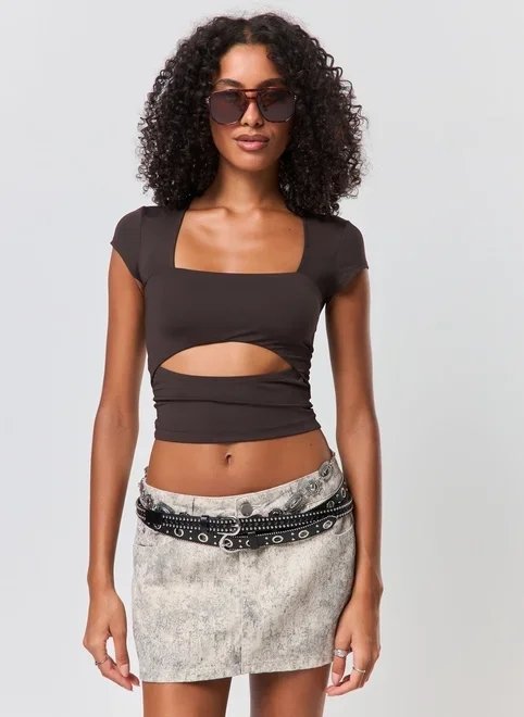 cropped poliamida recortes manga japonesa cropped poliamida recortes manga japonesa