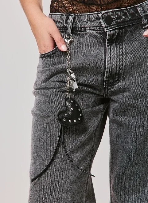 chaveiro coração com tachas chaveiro coração com tachas