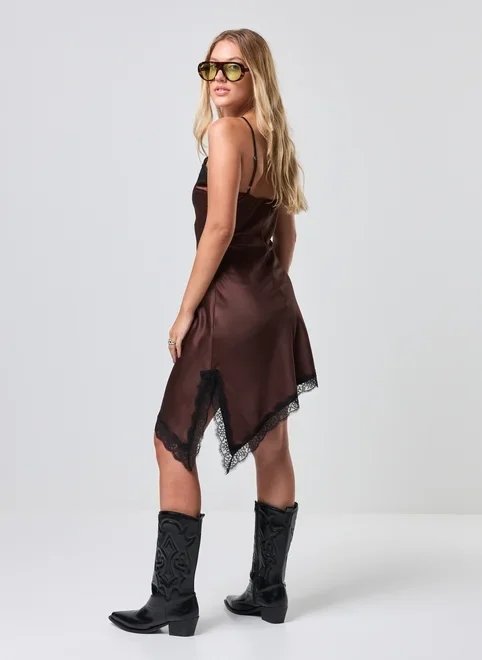 vestido curto marrom cetim e renda vestido curto marrom cetim e renda