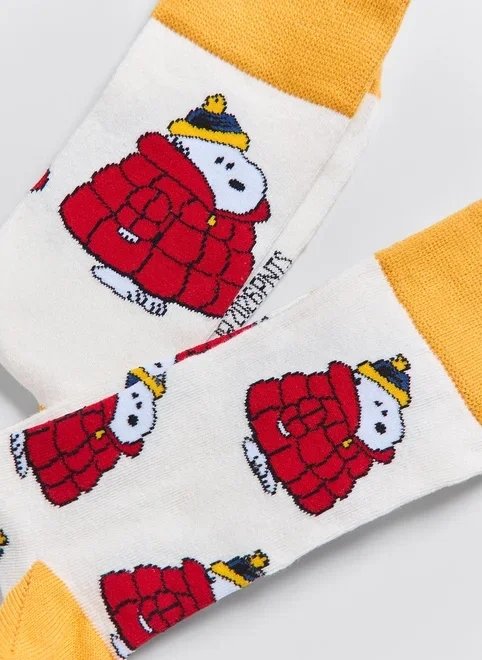 meia pés diferentes snoopy friozinho meia pés diferentes snoopy friozinho