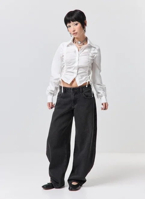 calça jeans preta barrel cintura baixa calça jeans preta barrel cintura baixa