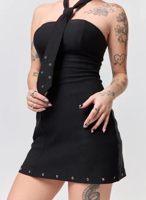vestido tubinho ilhós e gravata vestido tubinho ilhós e gravata