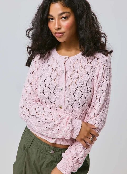 cardigan em tricô vazado cardigan em tricô vazado