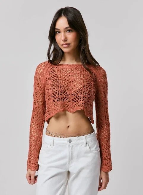 blusa cropped em tricô rendado blusa cropped em tricô rendado