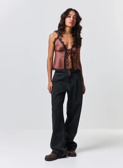 blusa em cetim com renda blusa em cetim com renda