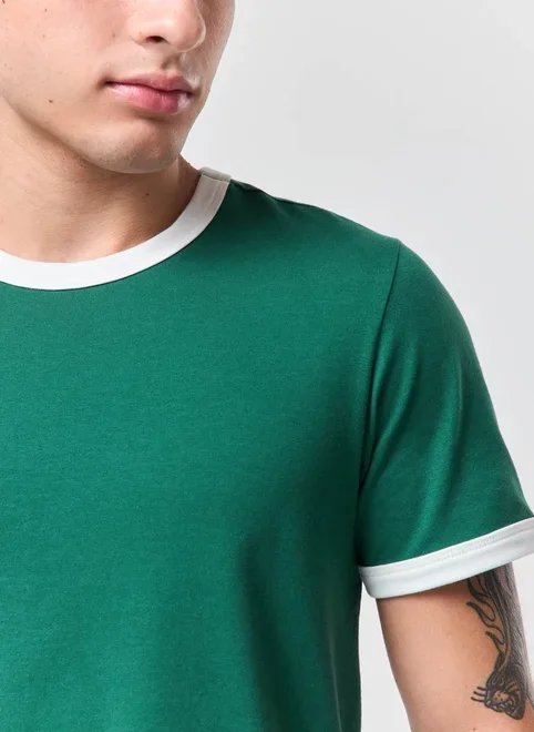 camiseta muscle lisa com contraste camiseta muscle lisa com contraste
