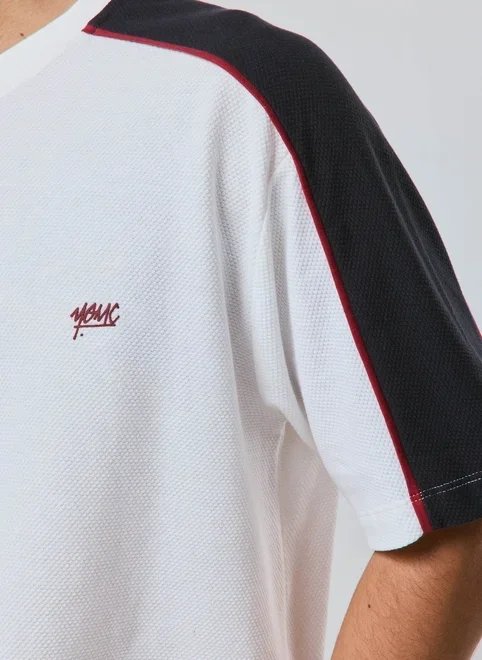 camiseta malhão comfort recortes camiseta malhão comfort recortes