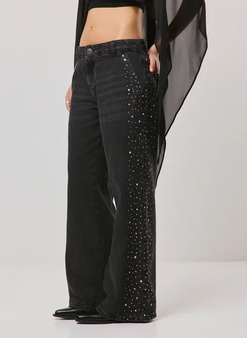 calça jeans wide leg com strass calça jeans wide leg com strass