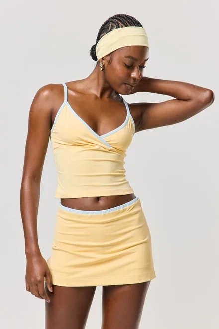 regata amarelo manteiga athleisure regata amarelo manteiga athleisure