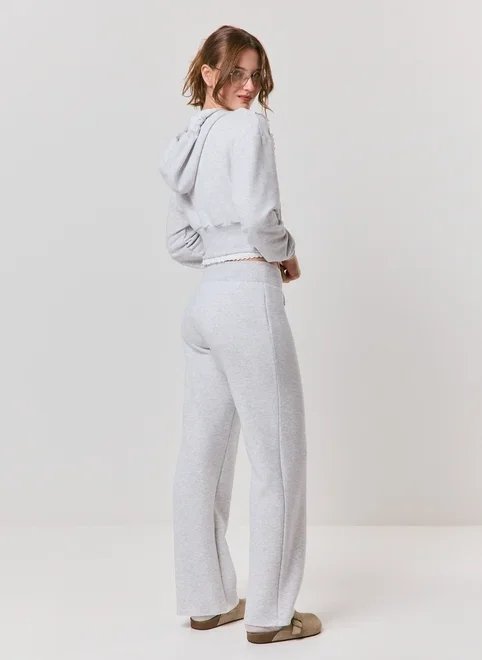 calça flare moletom cintura média calça flare moletom cintura média
