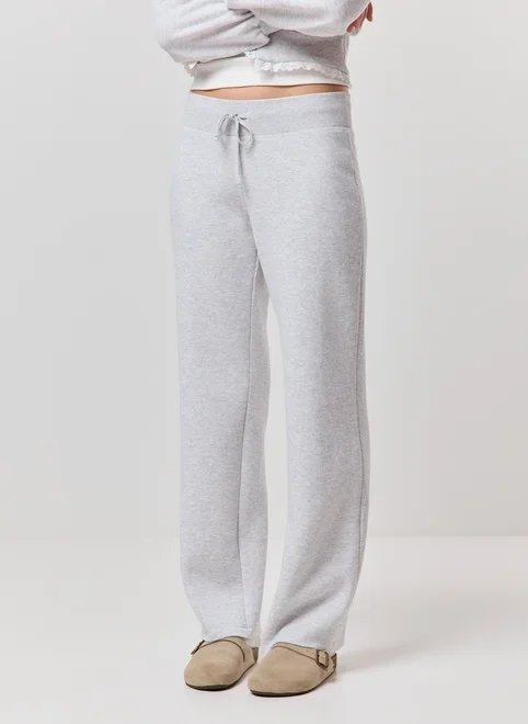 calça flare moletom cintura média calça flare moletom cintura média