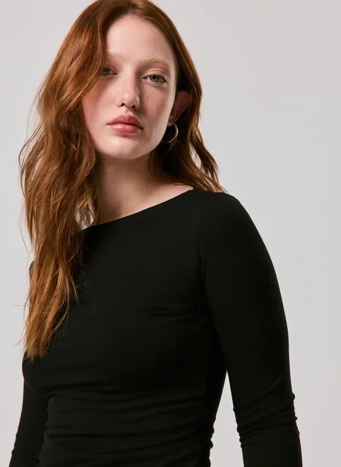 blusa manga longa franzido lateral blusa manga longa franzido lateral