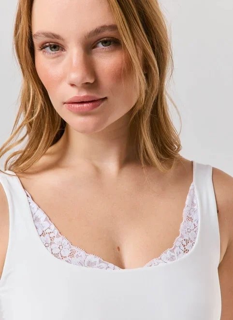 regata com detalhe em renda regata com detalhe em renda