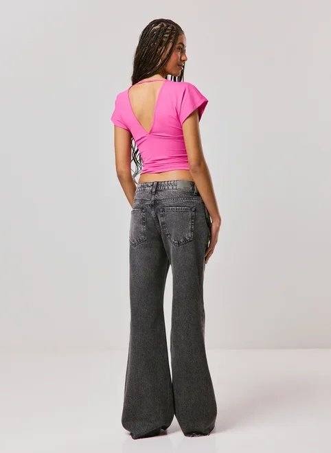 calça jeans flare estonada calça jeans flare estonada