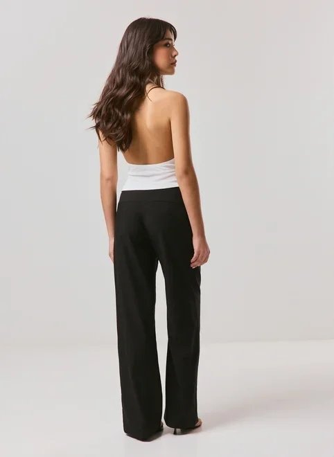 calça reta alfaiataria com fivelas calça reta alfaiataria com fivelas