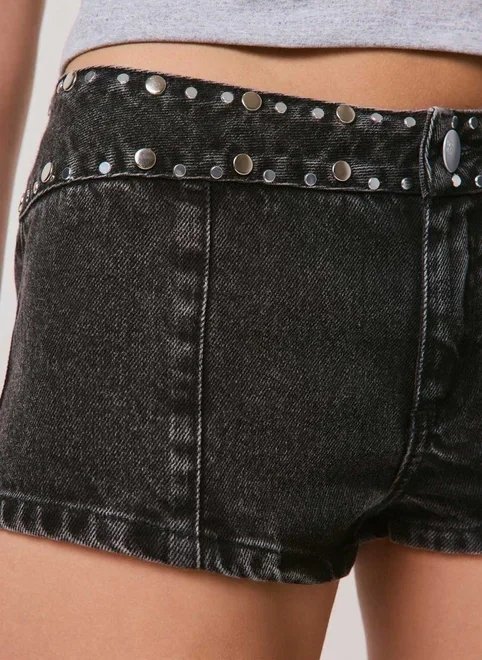 micro short jeans preto tachas micro short jeans preto tachas