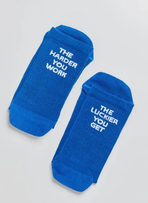 meia azul estampa tipográfica meia azul estampa tipográfica