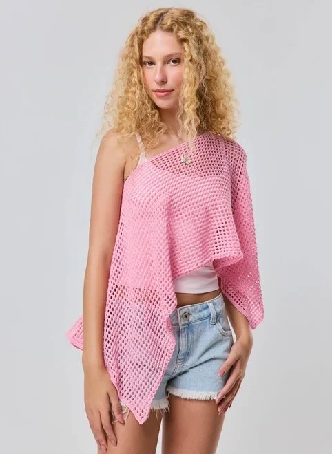 blusa capa retilínea vazada blusa capa retilínea vazada