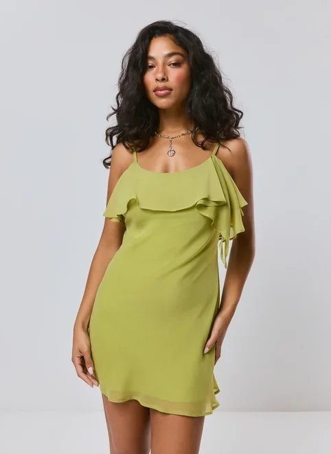 vestido com babados chiffon vestido com babados chiffon
