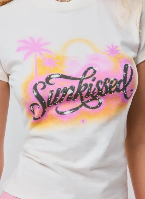 camiseta regular sunkissed camiseta regular sunkissed