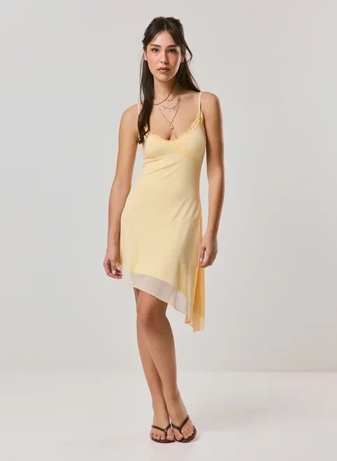 vestido assimétrico com renda vestido assimétrico com renda